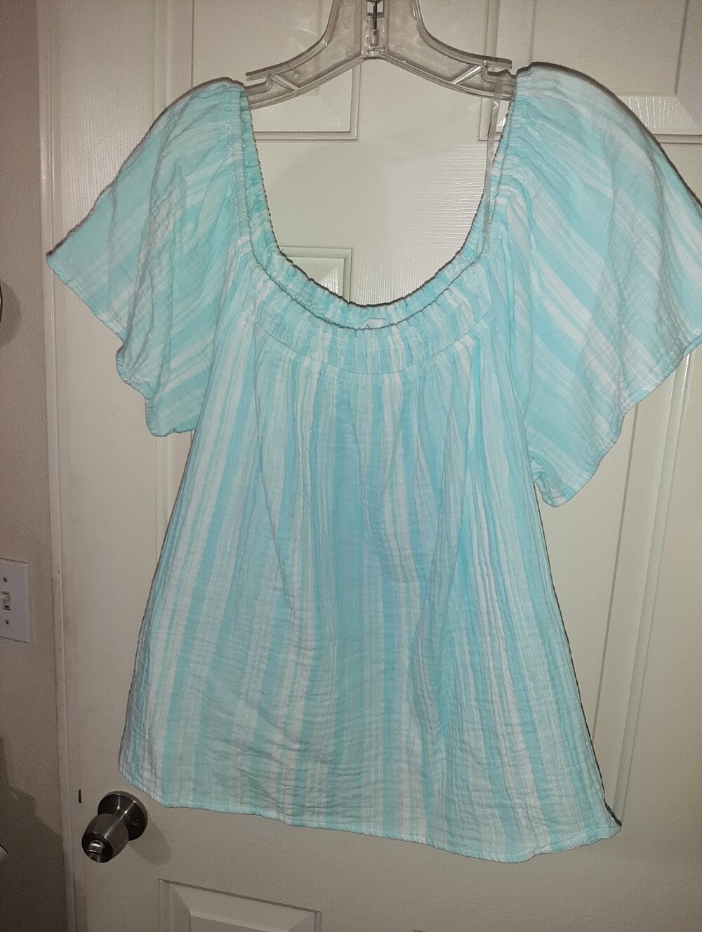 Time and Tru Light Blue Striped Women's Off-Shoulder Top
